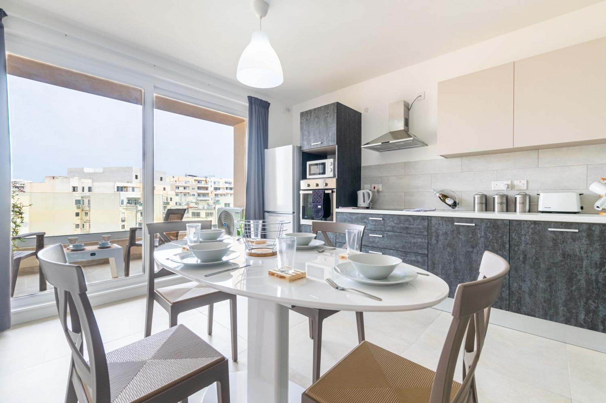 Apartment Brand New 3bdr 2 Bth H7